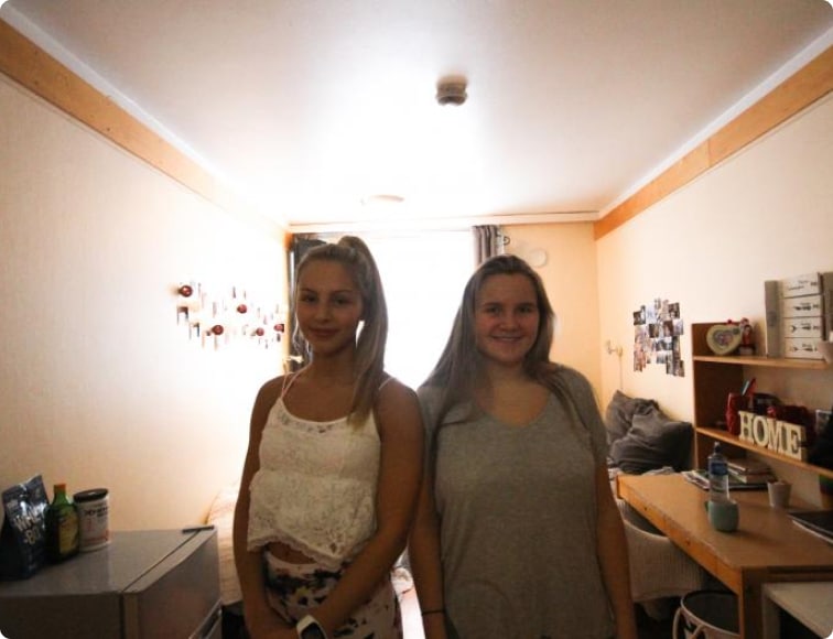 img 1